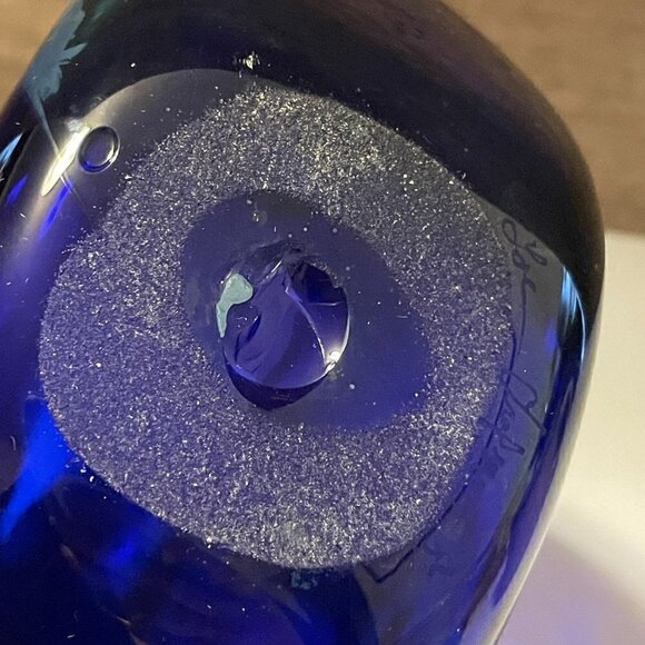 Loren Chapman Vintage Signed Cobalt Blue Blown Glass Swirl Freeform Vase 1983 - Picture 9 of 9